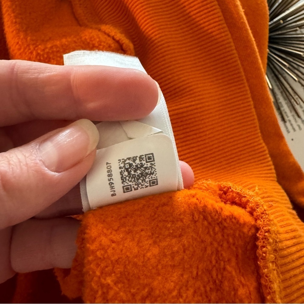 The North Face Bearinda Pullover Hoodie
Color:HERITAGE ORANGE - Picture 6 of 9